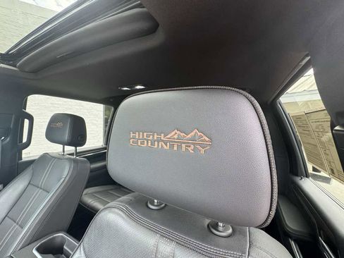 Used 2024 Chevrolet Silverado 2500 High Country w/ Midnight Edition image 20