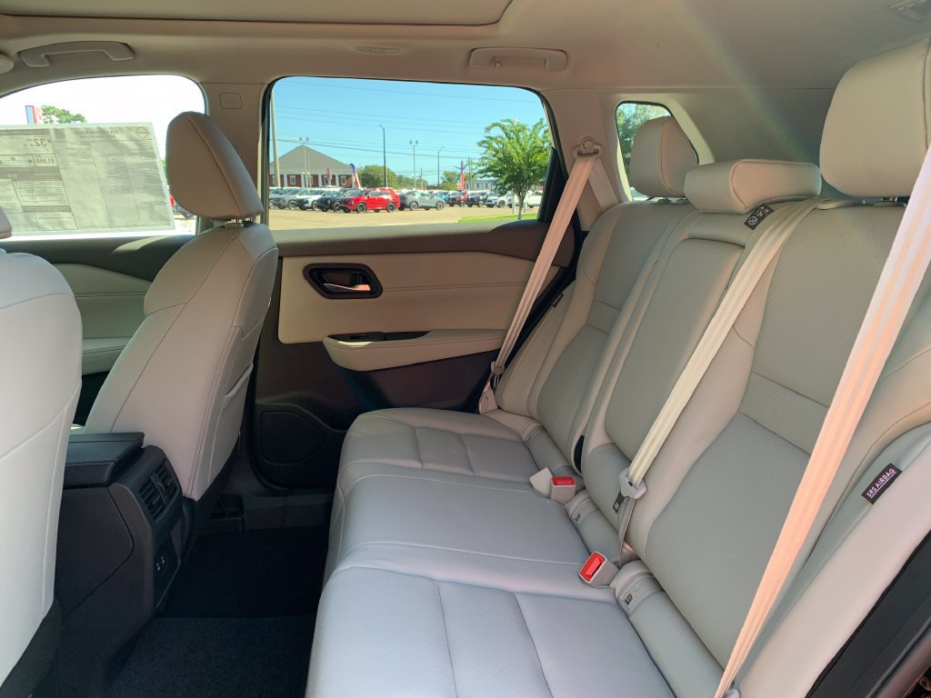 New 2026 Nissan Rogue Dark Armor FWD image 20