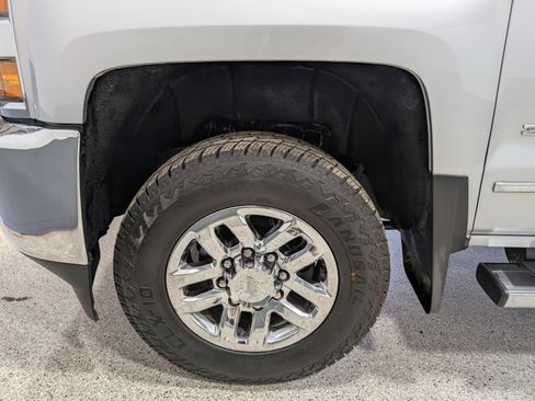 Used 2019 Chevrolet Silverado 3500 LTZ w/ Duramax Plus Package AWD/4WD image 12