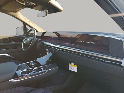 New 2026 Cadillac Escalade IQL Luxury image 14