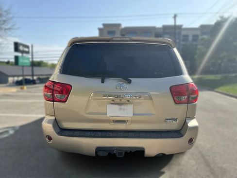 Used 2014 Toyota Sequoia SR5 image 7