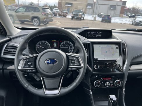Used 2023 Subaru Forester Limited image 2