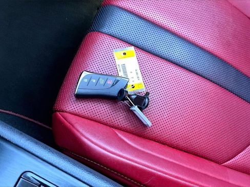 Used 2019 Lexus UX 200 F Sport image 32