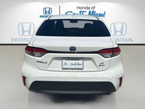 Used 2025 Toyota Corolla LE image 6