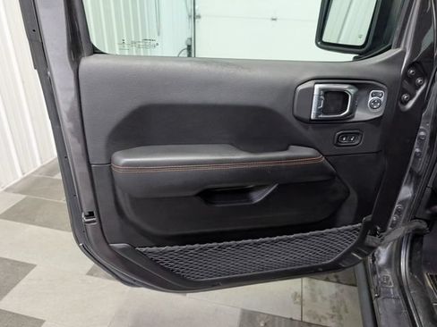 Used 2022 Jeep Gladiator Mojave w/ LED Lighting Group AWD/4WD image 12