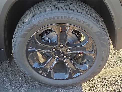 New 2026 Chevrolet Equinox LT w/ Convenience Package II image 7