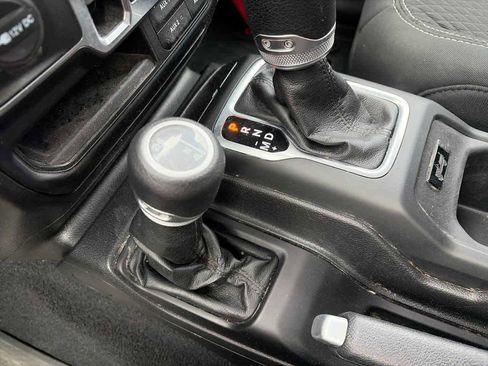 Used 2021 Jeep Gladiator Sport w/ Quick Order Package 24Q 80Th AWD/4WD image 22