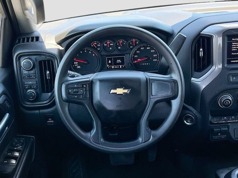 Used 2025 Chevrolet Silverado 1500 Custom Trail Boss w/ Turbomax Blackout Package AWD/4WD image 11
