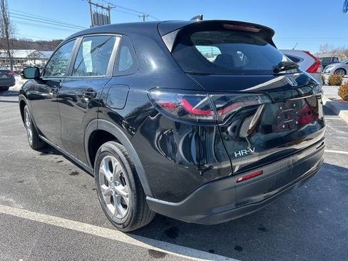 Certified 2023 Honda HR-V LX image 7