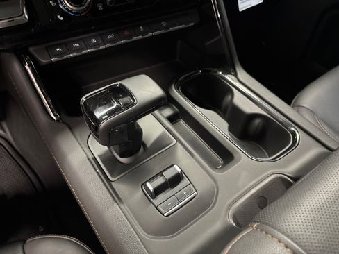 Certified 2025 GMC Sierra 1500 AT4 w/ AT4 Premium Package image 23