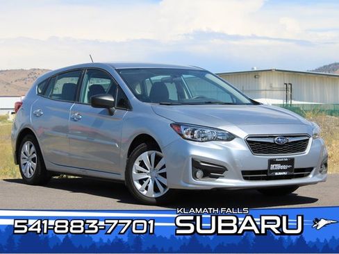 Used 2017 Subaru Impreza 2.0i image 1