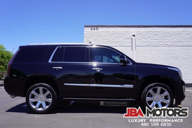 Used 2018 Cadillac Escalade Premium Luxury AWD/4WD image 69