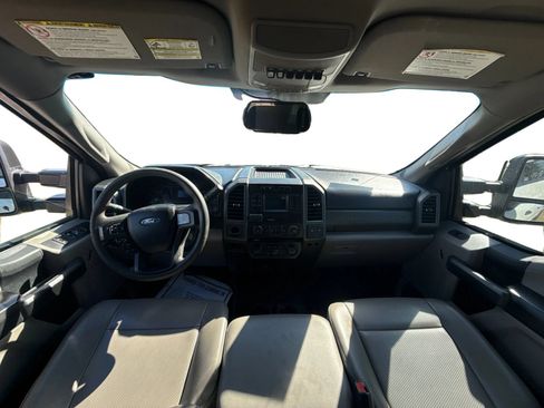 Used 2017 Ford F350 XL w/ Power Equipment Group RWD image 13