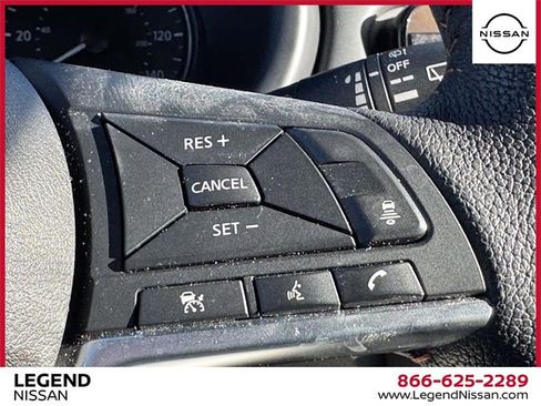 Certified 2024 Nissan Kicks SR w/ SR Premium Package image 18