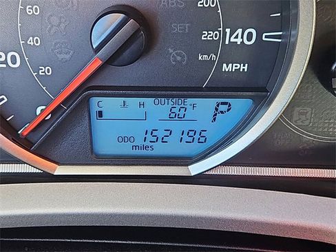 Used 2014 Toyota RAV4 XLE image 13