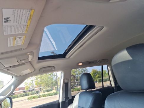 Used 2023 Nissan Armada SL image 36