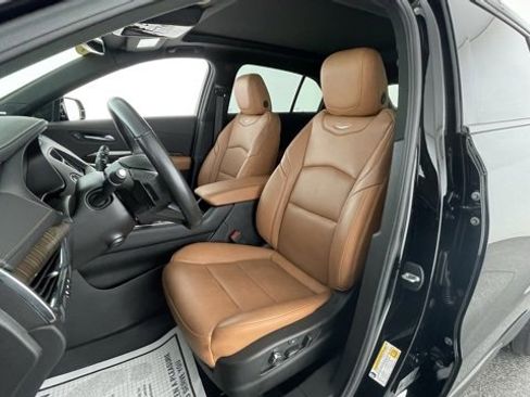 Used 2023 Cadillac XT4 Sport image 33