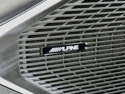 Used 2023 Jeep Wagoneer Series II AWD/4WD image 4