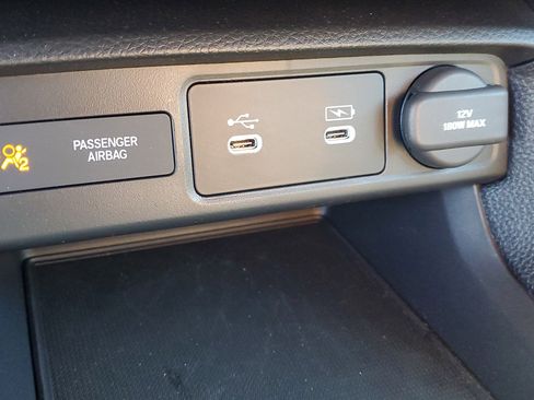 Used 2025 Honda Civic Sport image 31