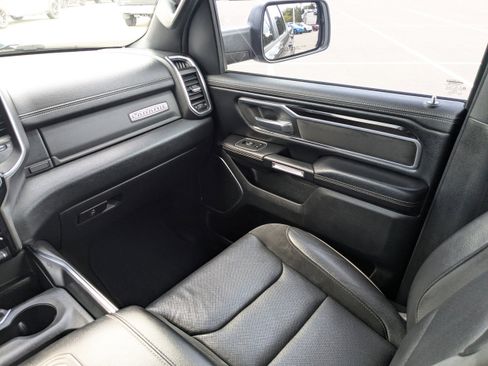 Used 2021 RAM 1500 Laramie w/ Sport Appearance Package image 17