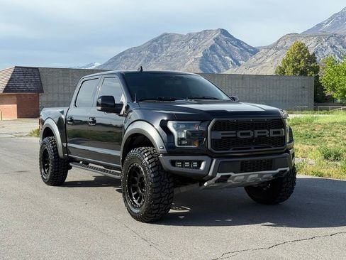 Used 2019 Ford F150 Raptor w/ Equipment Group 802A Luxury AWD/4WD image 1