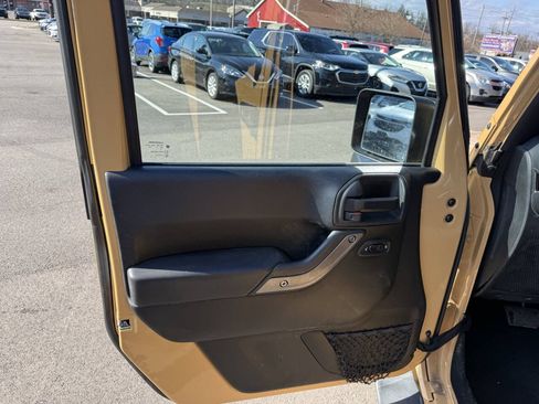 Used 2014 Jeep Wrangler Unlimited Sport w/ Power Convenience Group AWD/4WD image 24