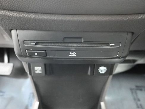 Used 2018 Honda Odyssey Touring image 21