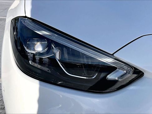 Used 2023 Mercedes-Benz C 300 Sedan image 26