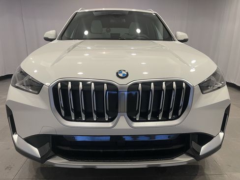 New 2026 BMW X1 xDrive28i w/ Convenience Package AWD/4WD image 2