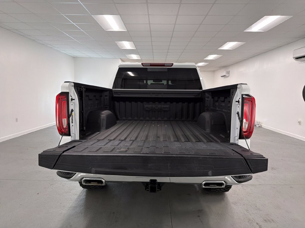 Used 2024 GMC Sierra 1500 SLT w/ SLT Premium Plus Package AWD/4WD image 7