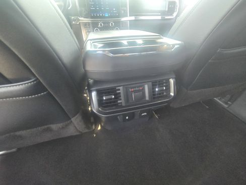 Used 2021 Ford F150 Lariat w/ Equipment Group 502A High AWD/4WD image 12