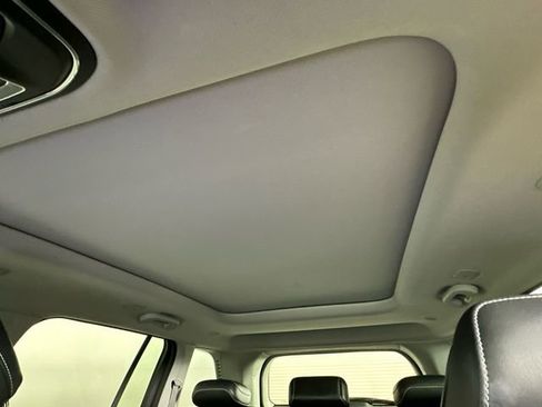 Used 2023 Jeep Grand Cherokee 4WD 4xe image 30