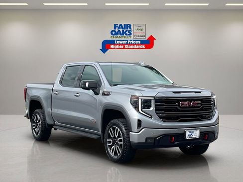 Used 2024 GMC Sierra 1500 AT4 w/ Technology Package image 1