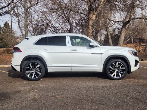 New 2026 Volkswagen Atlas Cross Sport SEL Premium R-Line AWD/4WD image 2