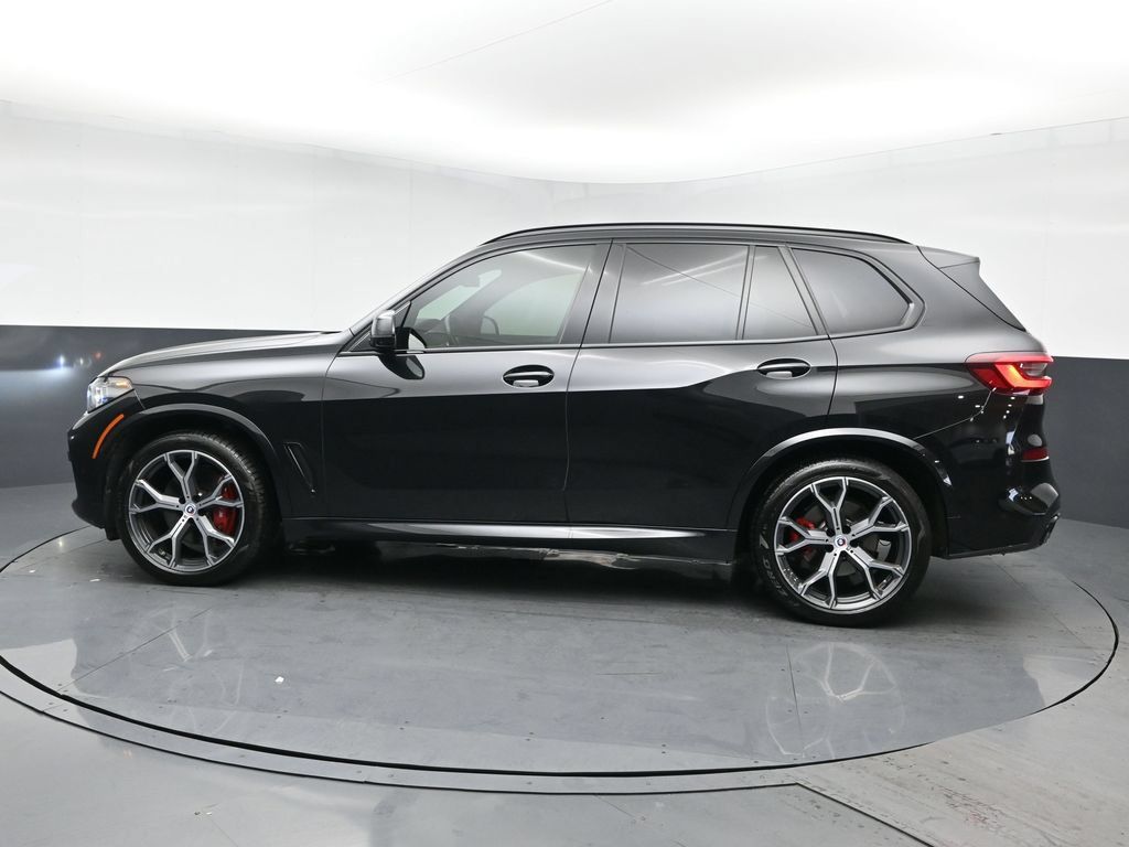 Used 2023 BMW X5 xDrive40i w/ M Sport Edition AWD/4WD image 4