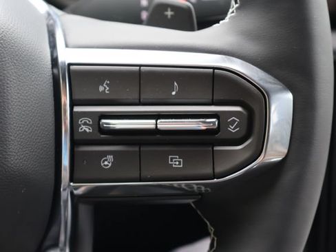 New 2026 GMC Acadia Denali Ultimate w/ LPO, Floor Liner Package AWD/4WD image 7