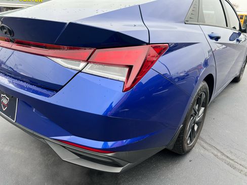 Used 2023 Hyundai Elantra SEL image 24