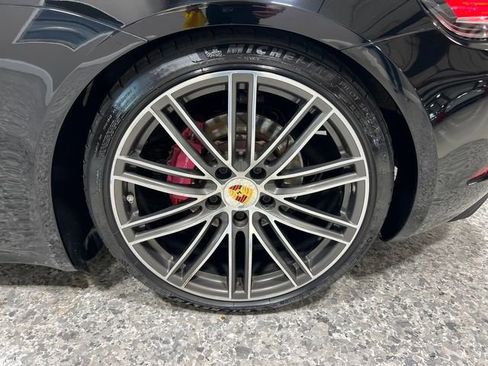 Used 2017 Porsche 718 Cayman S image 31