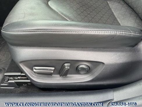 Used 2021 Toyota Camry XSE w/ Navigation Package image 24