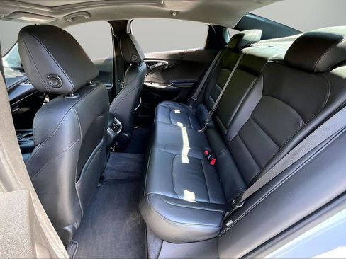 Used 2019 Chevrolet Malibu Hybrid w/ Leather Package FWD image 22