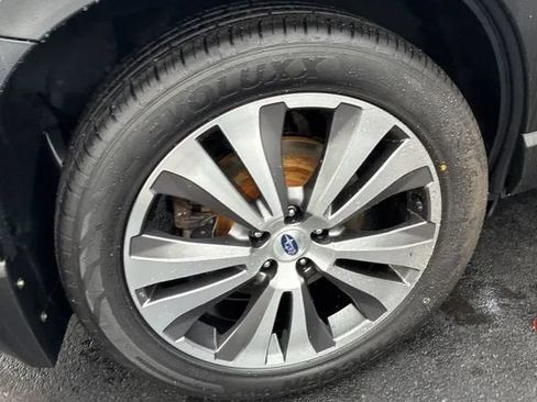 Used 2022 Subaru Ascent Limited AWD/4WD image 19