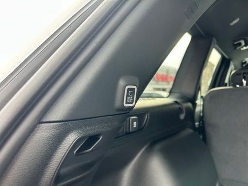 New 2026 Jeep Grand Cherokee Laredo image 12