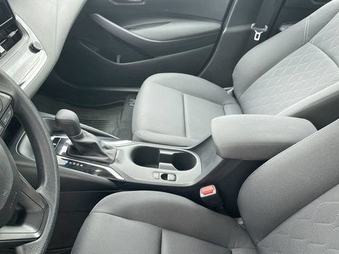 Used 2024 Toyota Corolla LE FWD image 20
