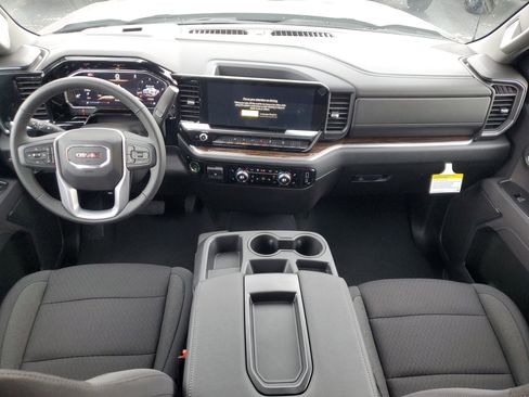 New 2026 GMC Sierra 1500 SLE image 14