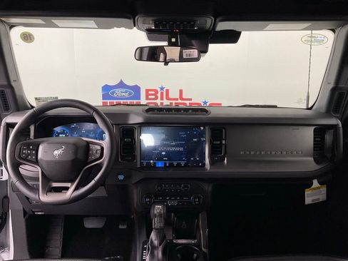 New 2026 Ford Bronco Badlands AWD/4WD image 18