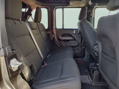 Certified 2018 Jeep Wrangler Unlimited Sahara w/ LED Lighting Group image 31