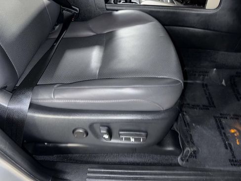 Used 2018 Lexus GX 460 w/ Navigation Package AWD/4WD image 15