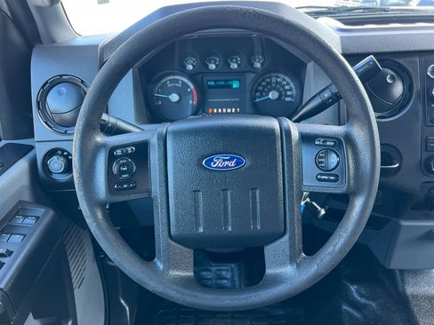 Used 2016 Ford F550 2WD Crew Cab Super Duty image 21