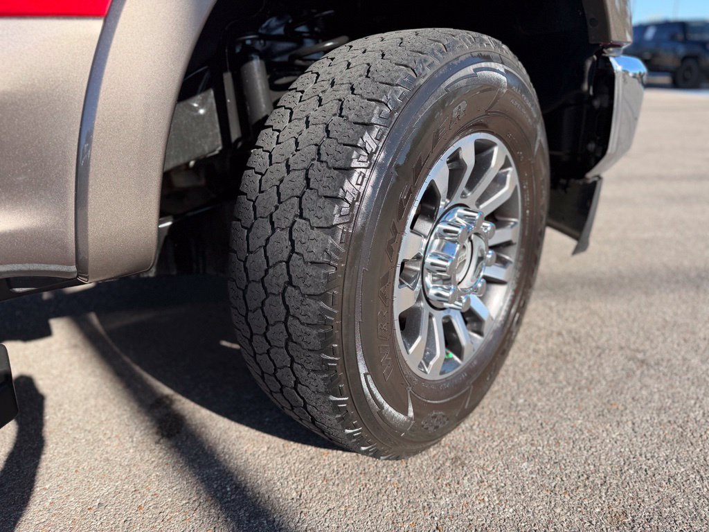 Used 2022 Ford F250 Lariat w/ FX4 Off-Road Package AWD/4WD image 8