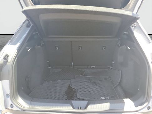 Used 2022 Volkswagen ID.4 Pro RWD image 8